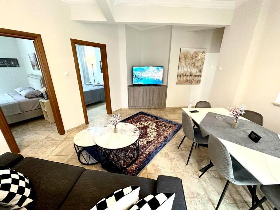 The “Roman Market” Lux Apartment Салоники Экстерьер фото