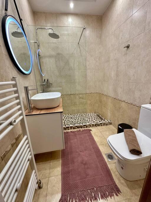 The “Roman Market” Lux Apartment Салоники Экстерьер фото